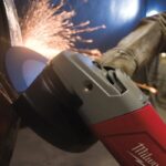 MILWAUKEE- AGVM 26-230 GEX DMS -Meuleuse AVS -2600W/220V milwaukeebe-agvm-26-230-gex-dms-meuleuse-220v 9